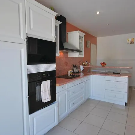 Five-bedroom Holiday In